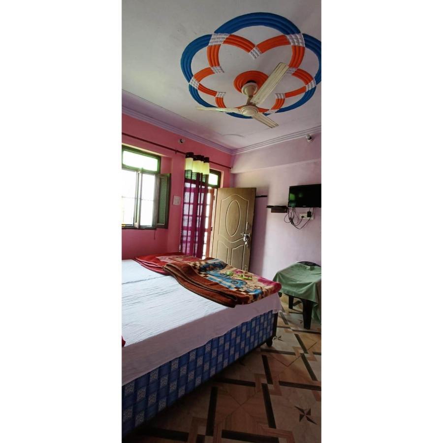 Astha Guest House Gopeshwar Exteriör bild